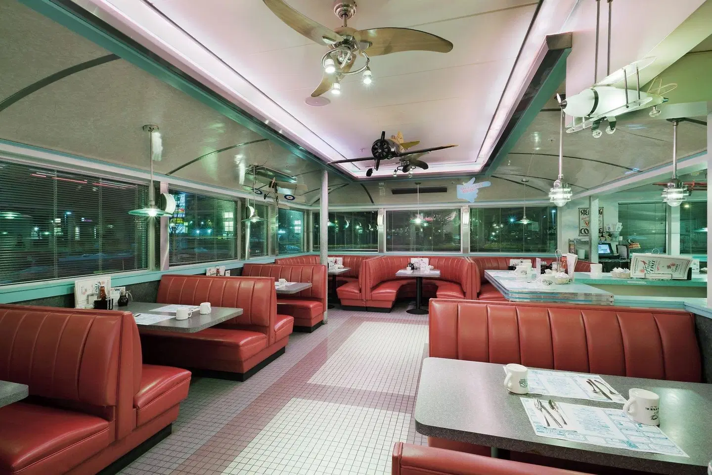 Holiday Inn Manchester Airport LOUNGE_LOBBY