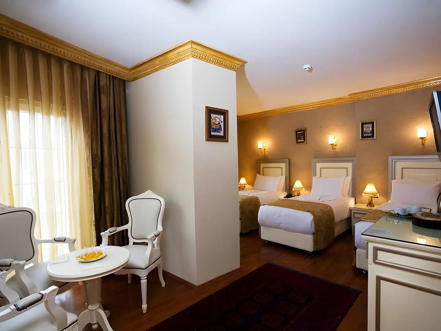 Maywood ROOM_EXAMPLE