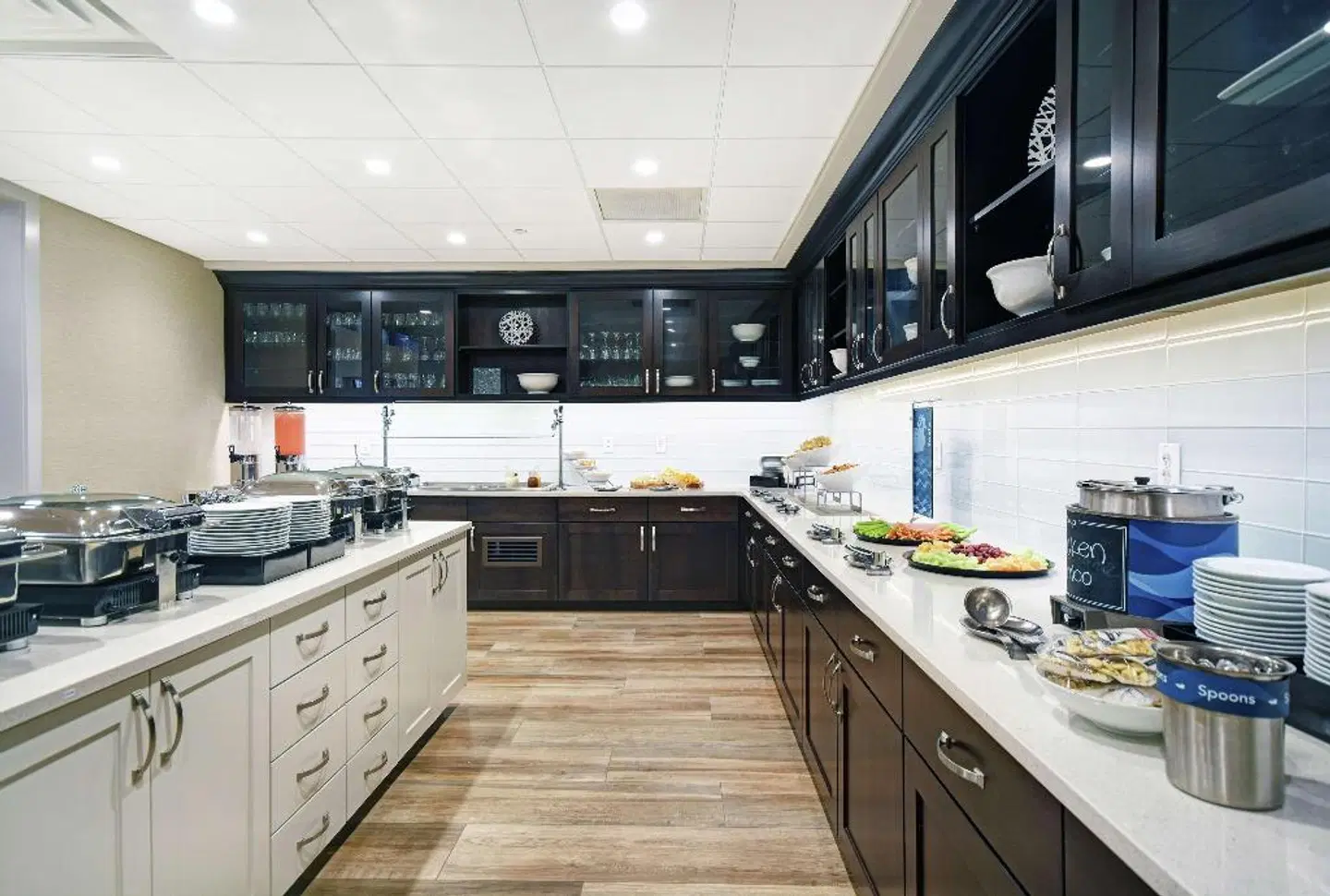 Homewood Suites by Hilton Denver International Airport Restaurant