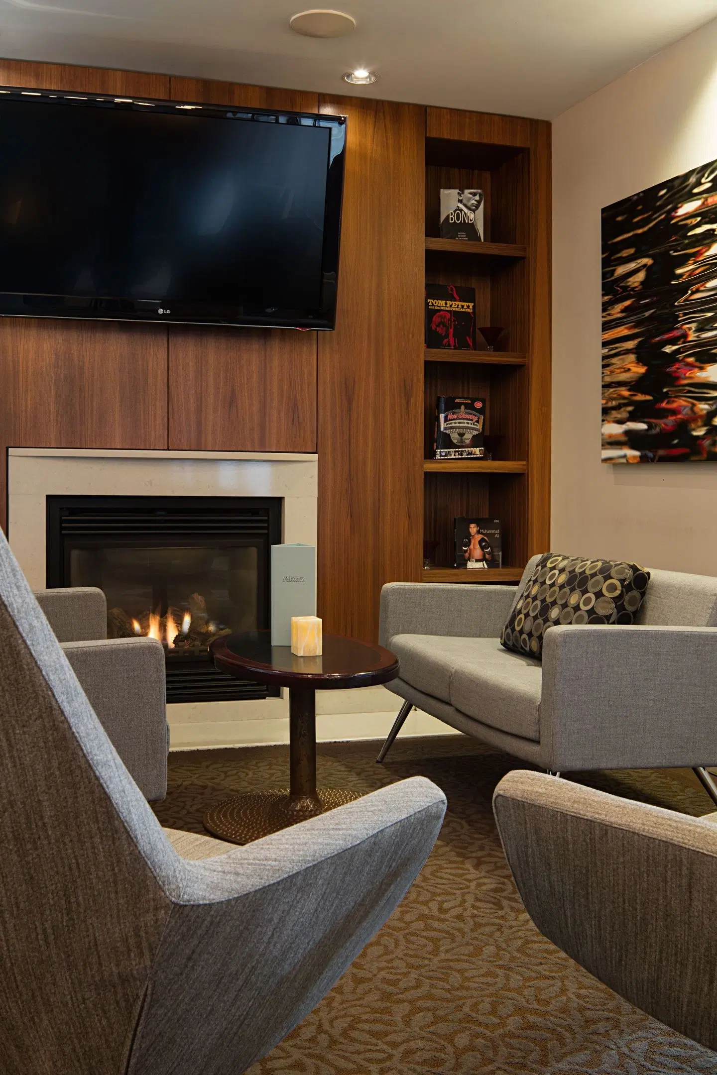 Delta Hotels by Marriott Edmonton South Conference Centre LOUNGE_LOBBY