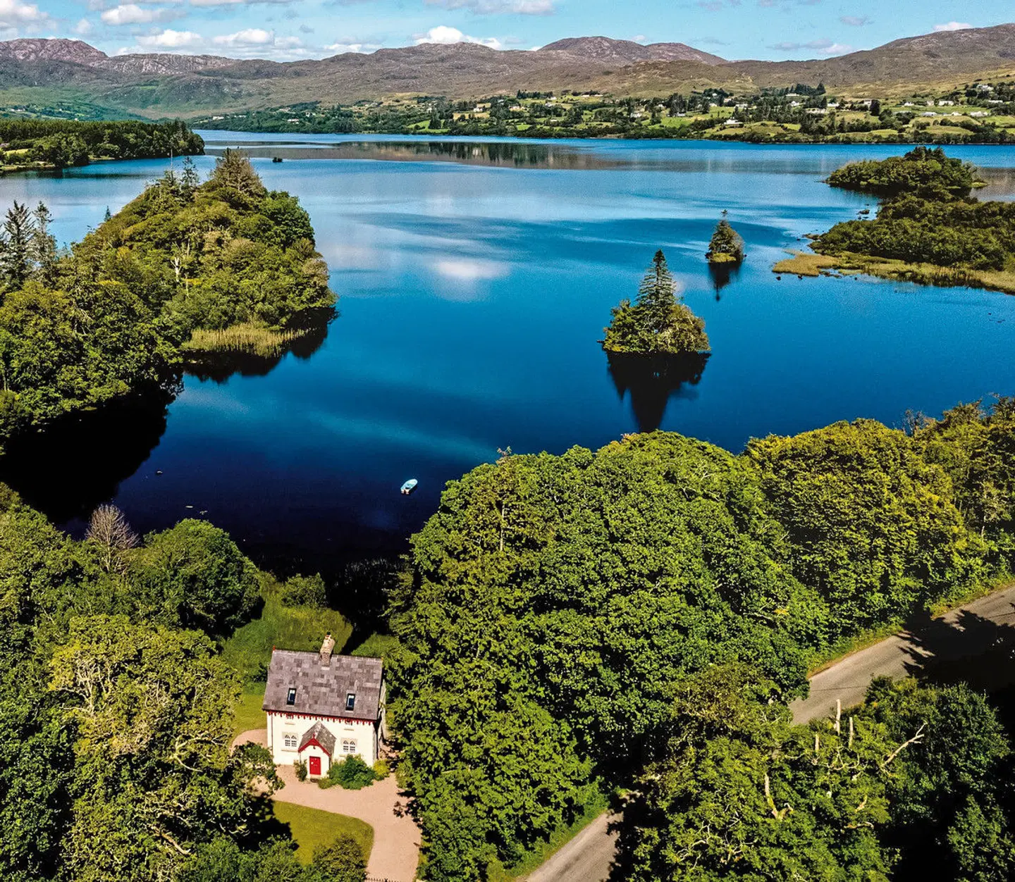 Lough Eske Castle Hotel & Spa LANDSCAPE