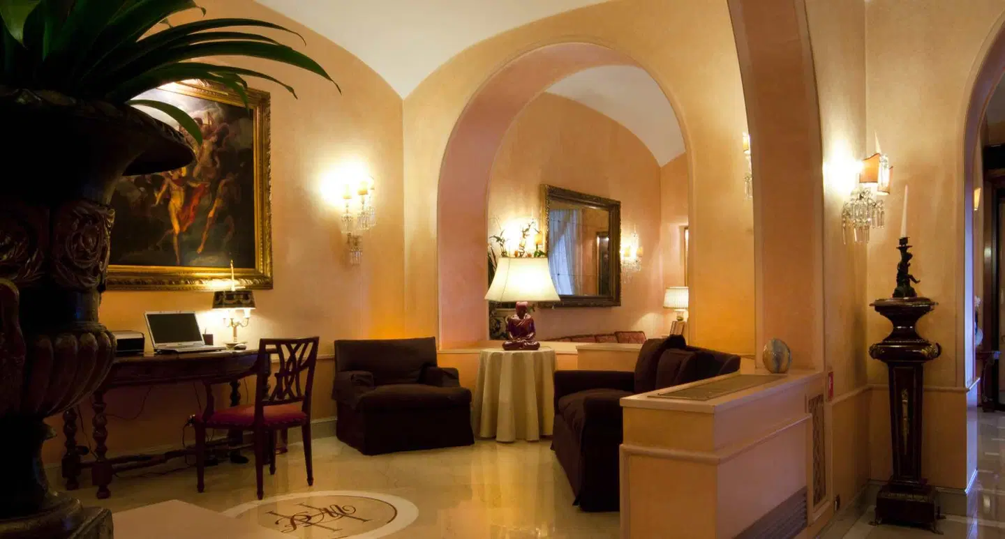 Marcella Royal LOUNGE_LOBBY