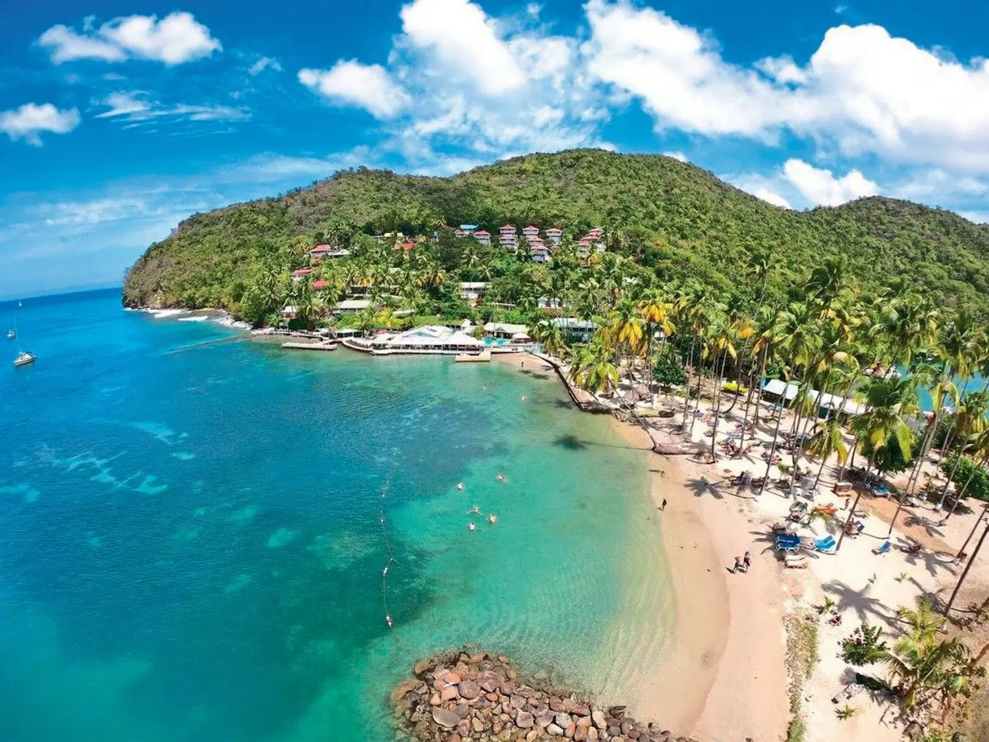 Marigot Beach Club & Dive Resort LANDSCAPE