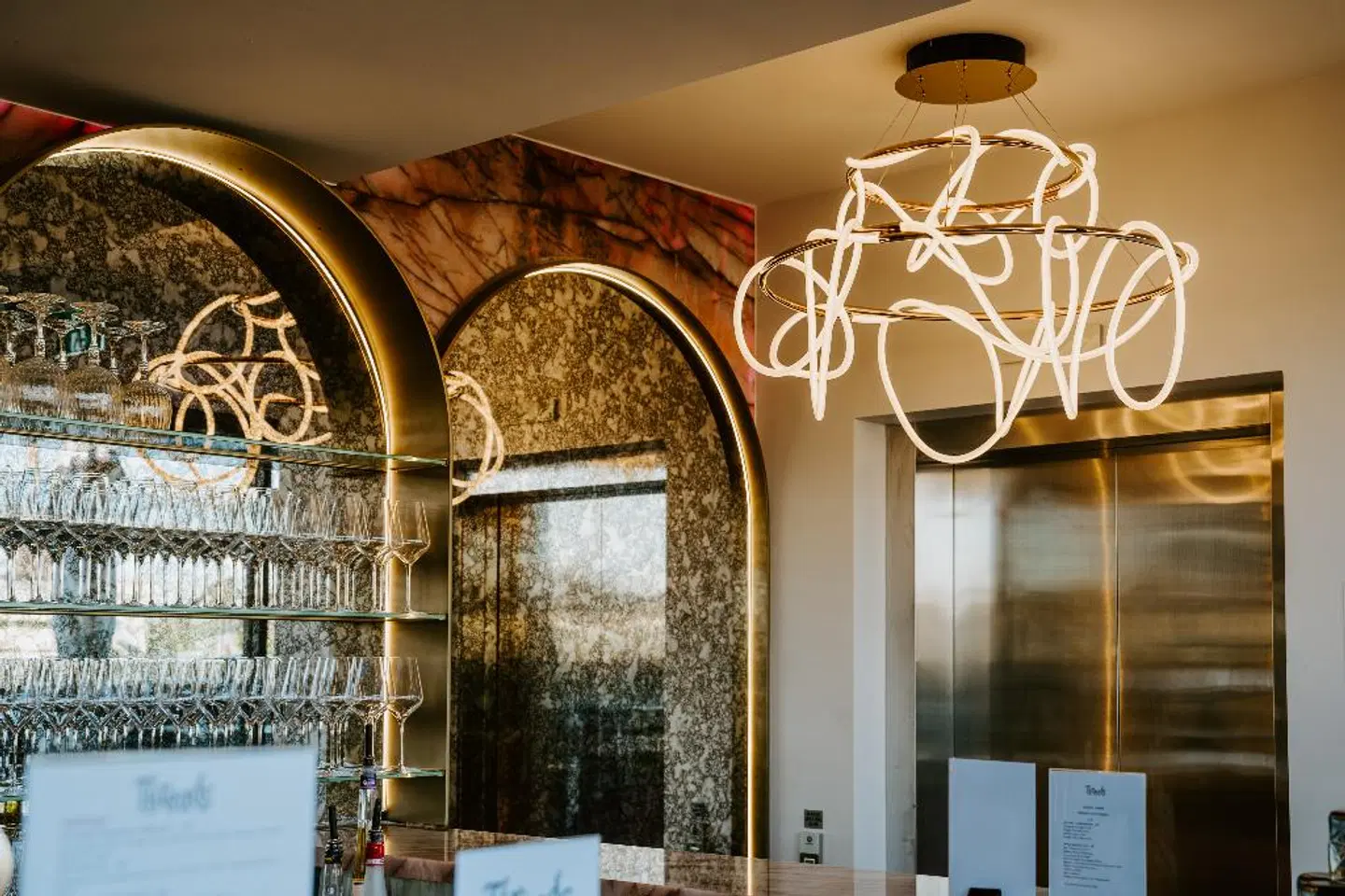 The Motley Hotel EXTERIOR