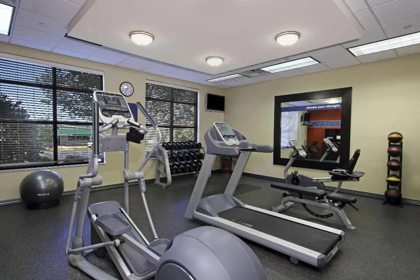 Hampton Inn & Suites Florence-Downtown SPORTS_AND_LEISURE