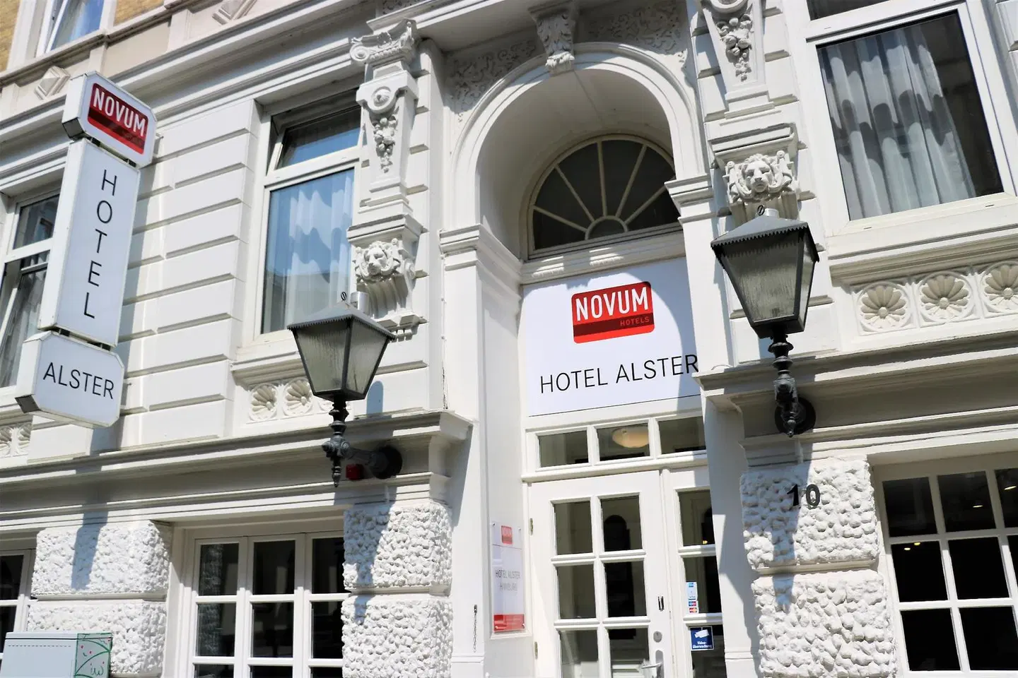 Novum Hotel Alster EXTERIOR