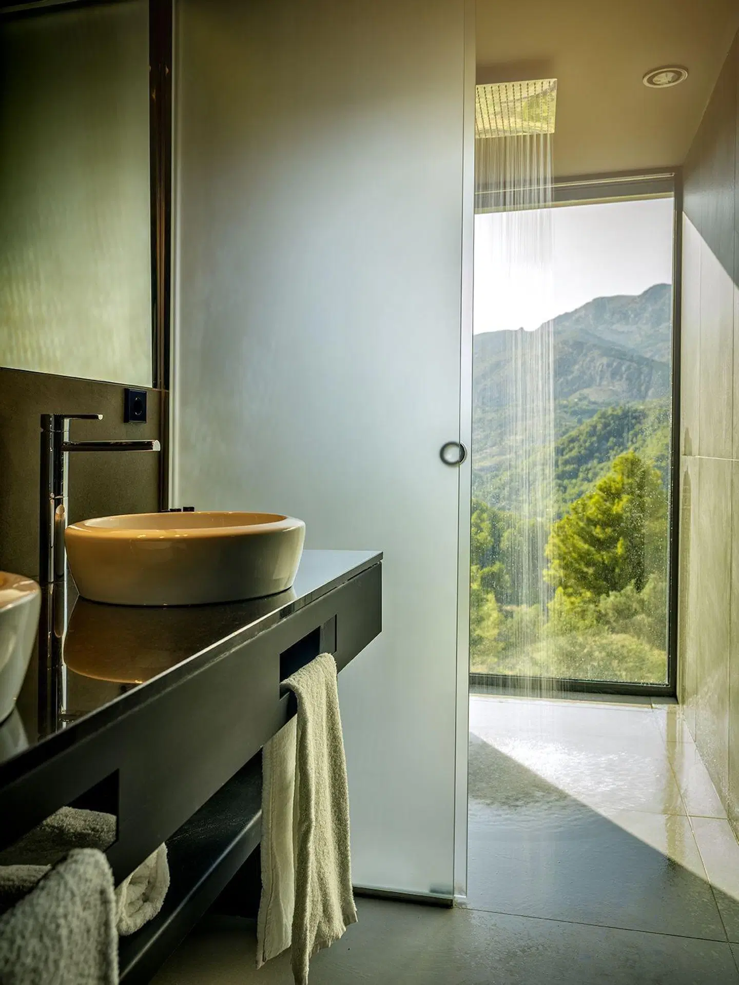 VIVOOD Landscape Hotel BATHROOM