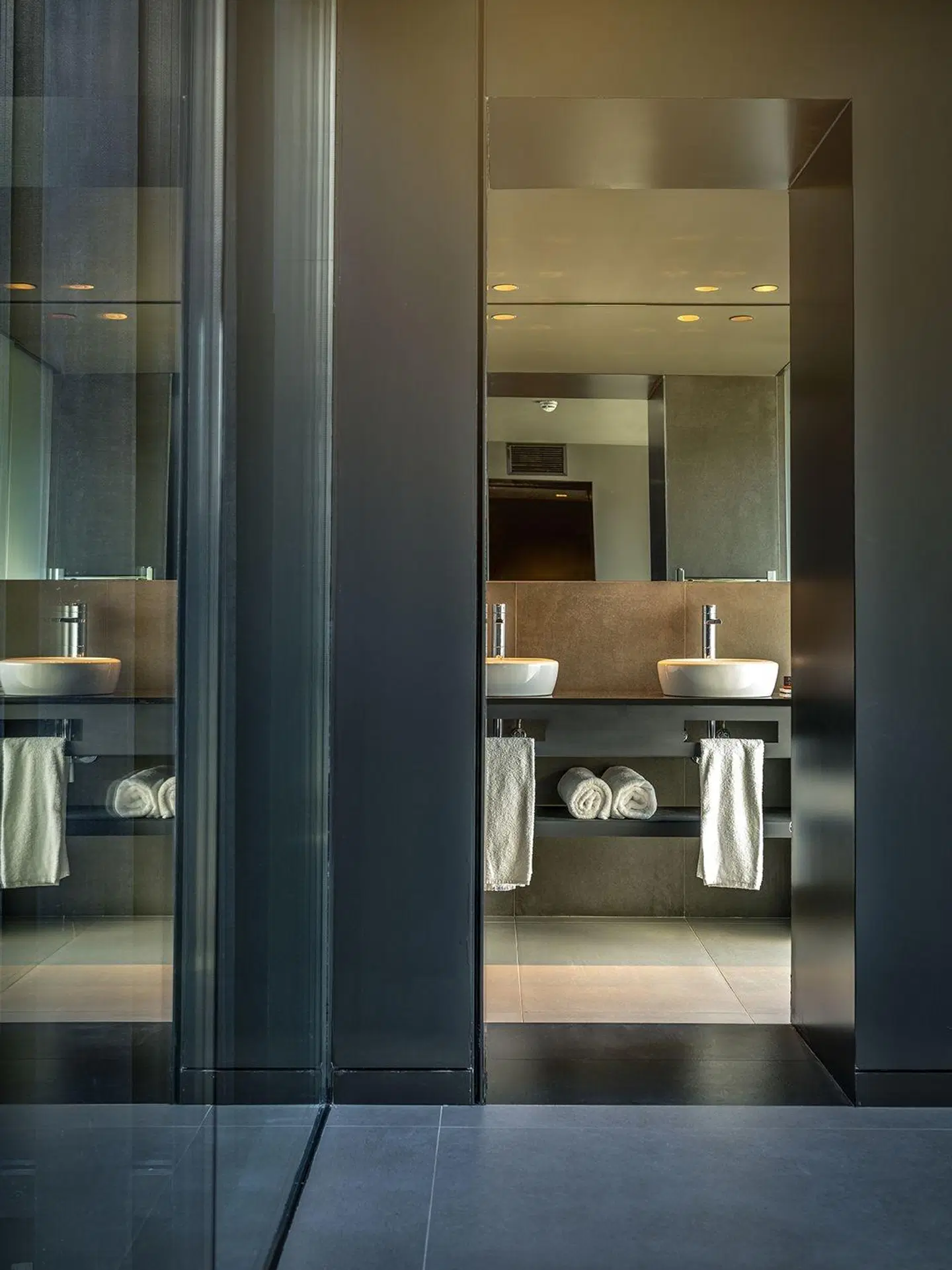 VIVOOD Landscape Hotel BATHROOM