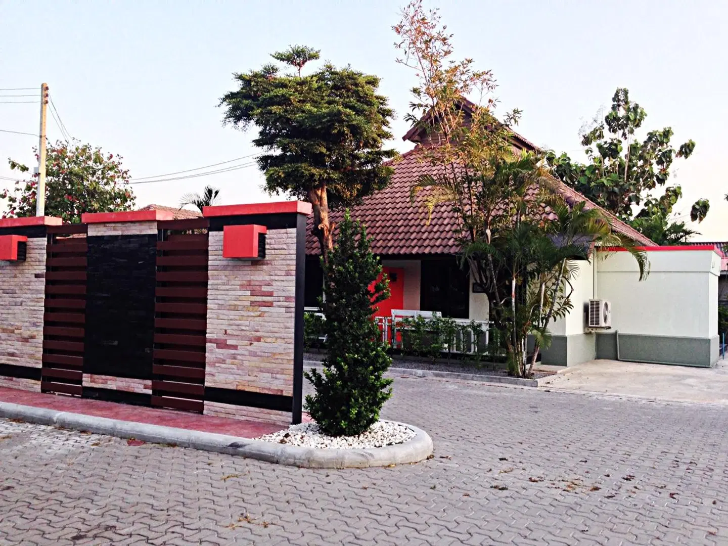 Nice Resort Pattaya EXTERIOR