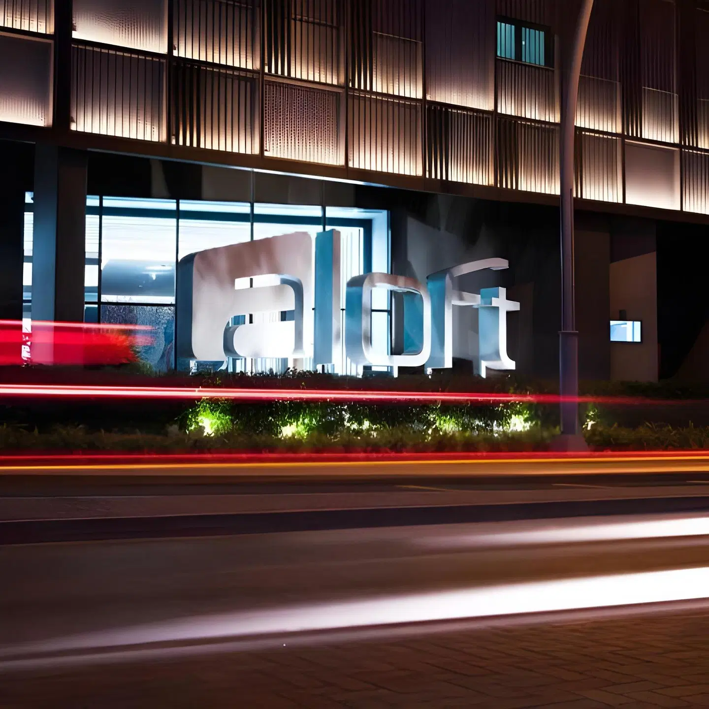 Aloft Dubai Creek BAR