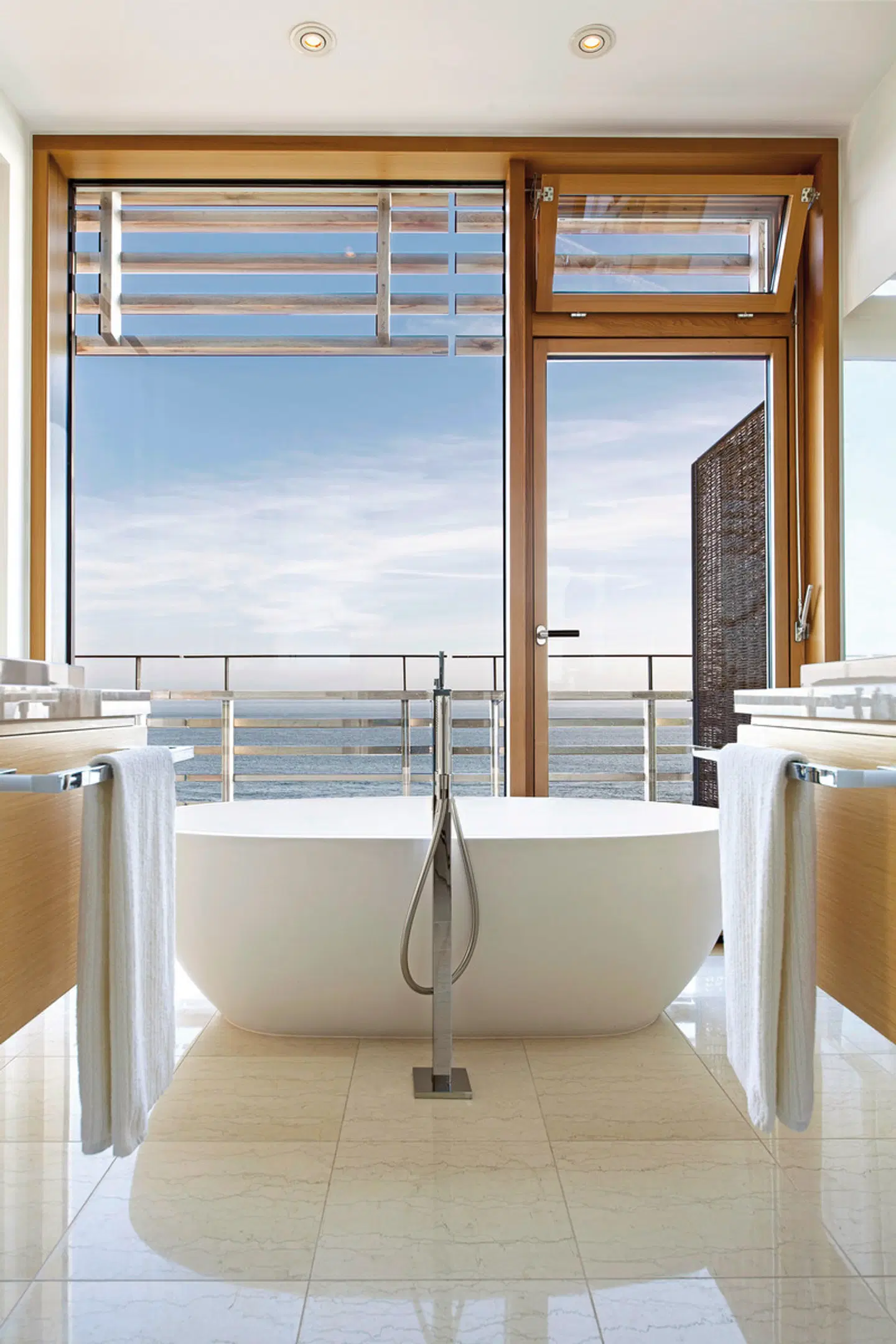 BUDERSAND Hotel - Golf & Spa - Sylt BATHROOM