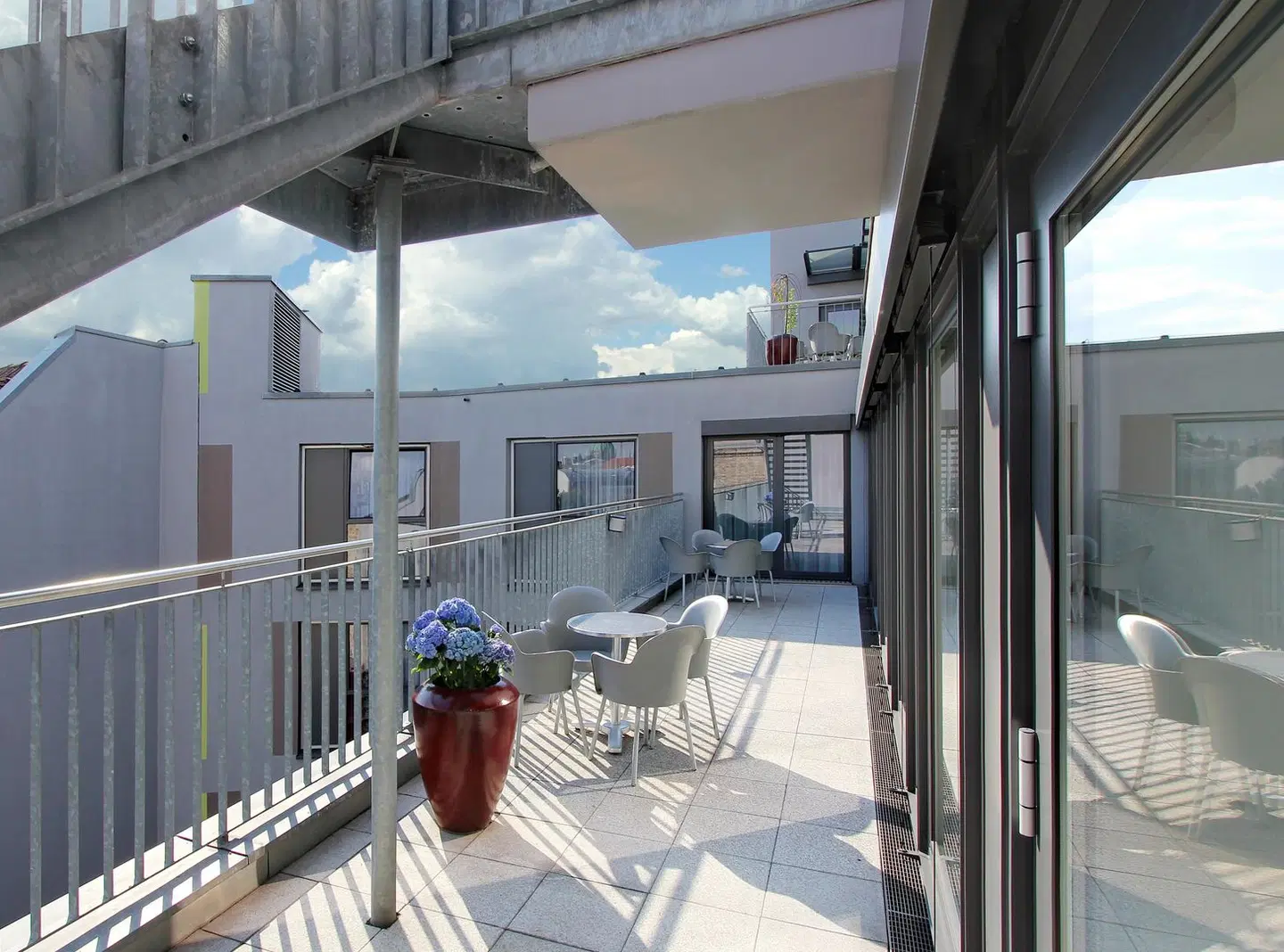 Arcotel Velvet Berlin-Mitte Terrasse