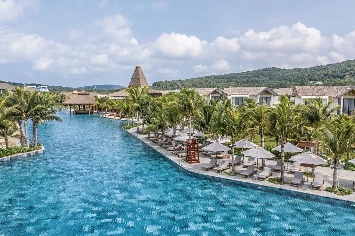 New World Phu Quoc Resort OUTDOOR_POOL