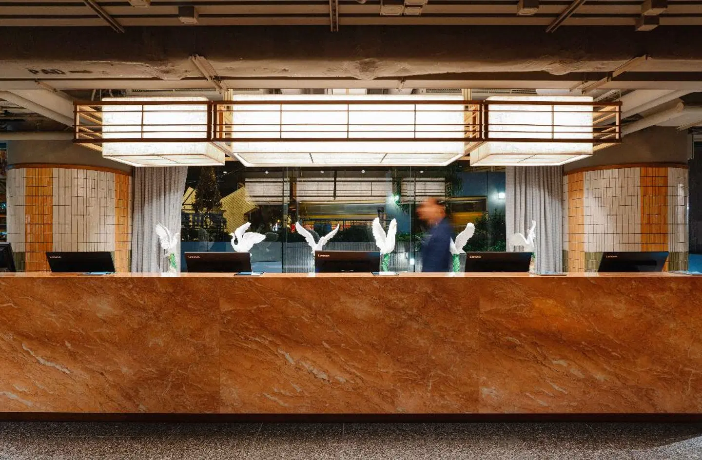 Eaton HK LOUNGE_LOBBY