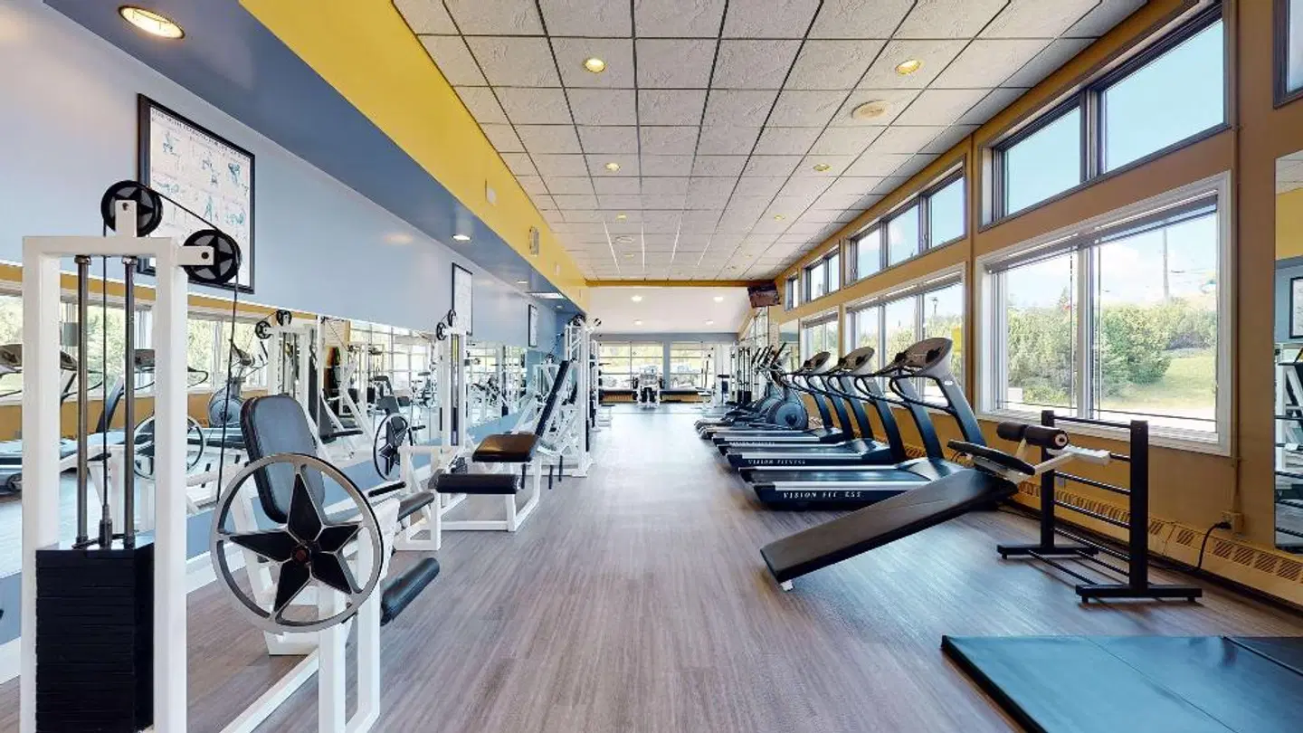 Best Western Plus NorWester Hotel & Conference Centre SPORTS_AND_LEISURE