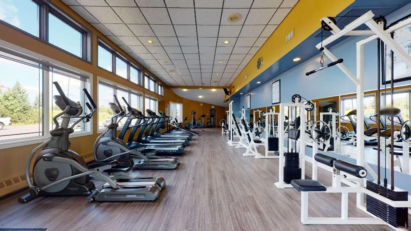 Best Western Plus NorWester Hotel & Conference Centre SPORTS_AND_LEISURE