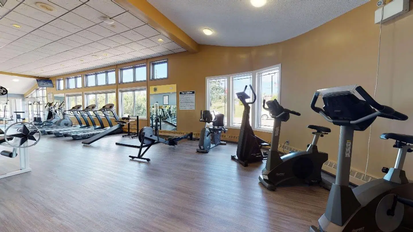 Best Western Plus NorWester Hotel & Conference Centre SPORTS_AND_LEISURE