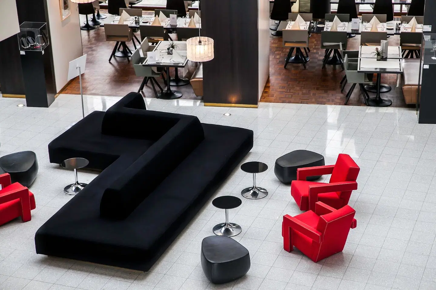 Dutch Design Hotel Artemis MODEL_IMPRESSION