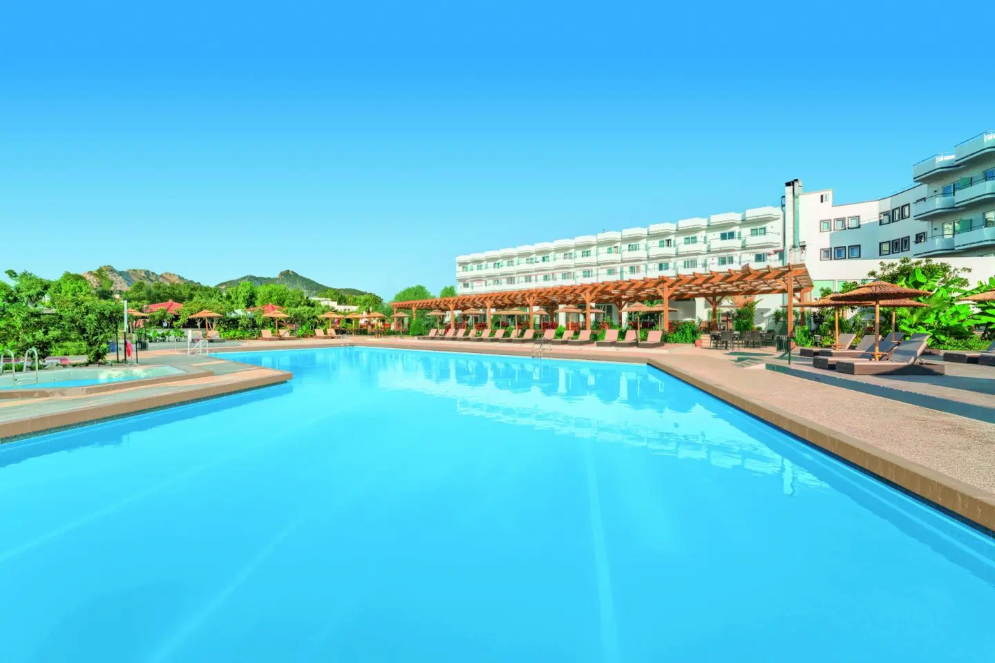 Irene Palace Beach Resort OUTDOOR_POOL