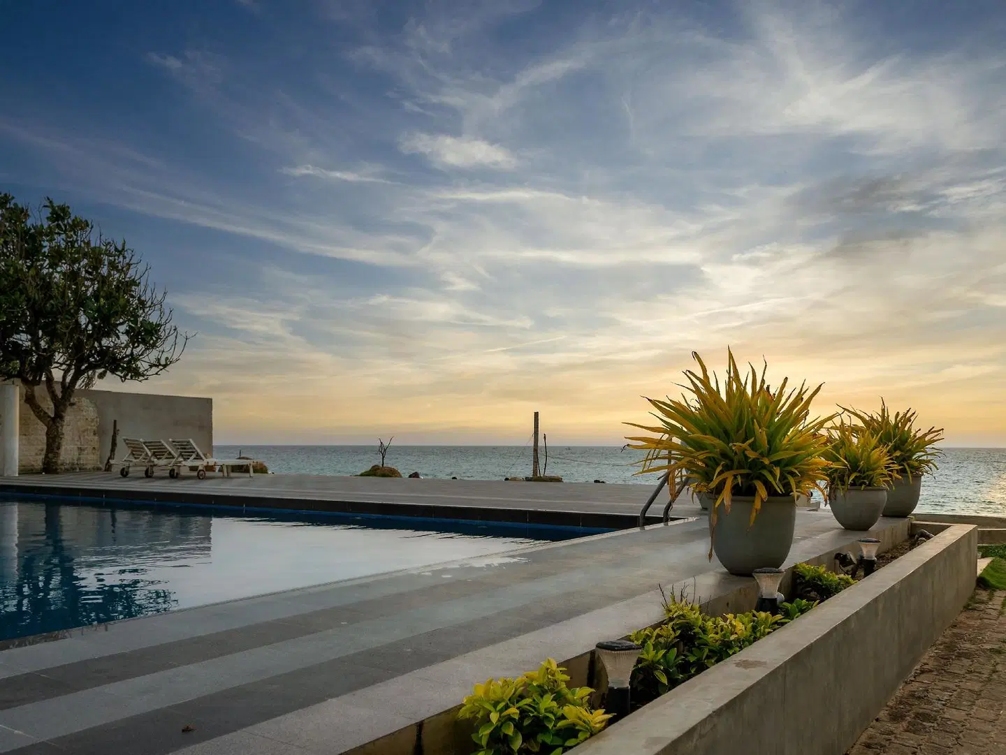 OYO 352 Sea Breeze Hotel BEACH