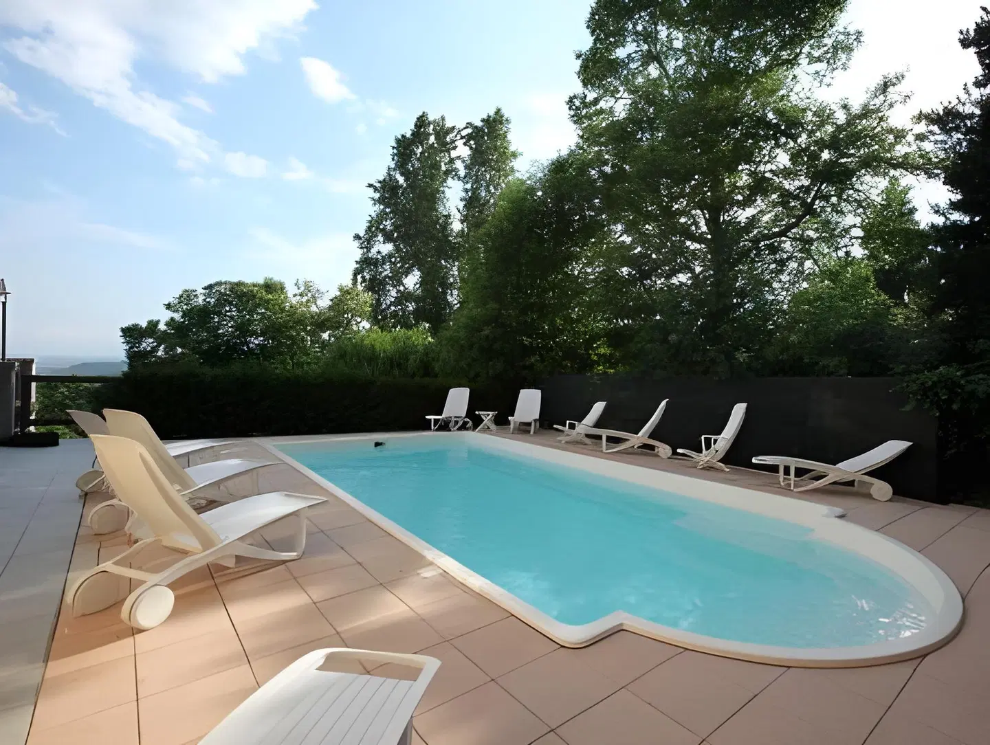 Camoretti OUTDOOR_POOL