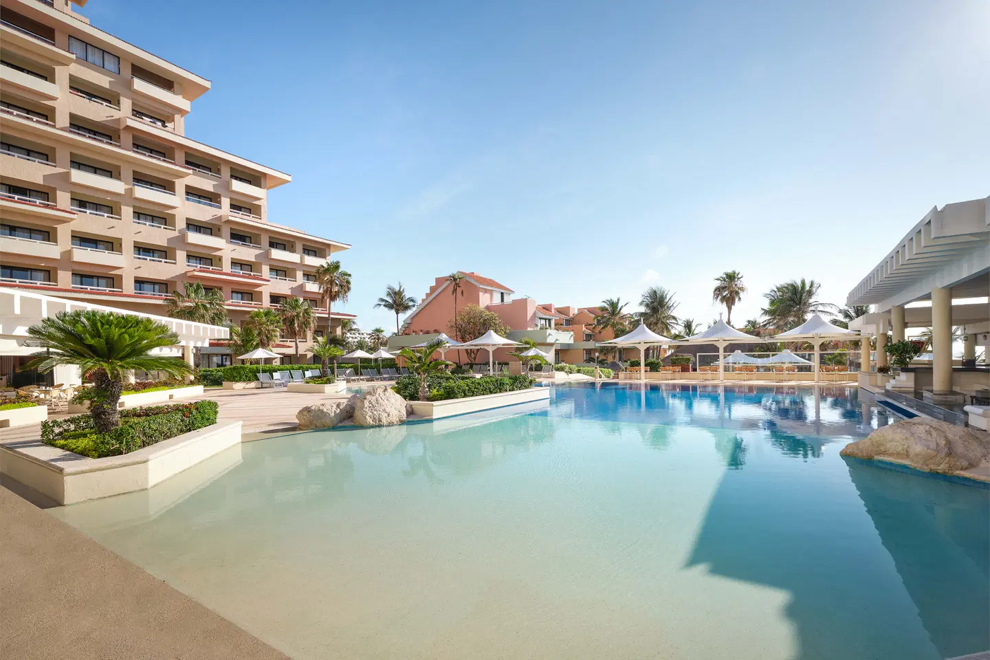 Wyndham Grand Cancun All Inclusive Resort & Villas OUTDOOR_POOL
