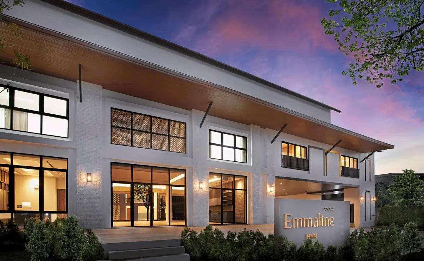 Emmaline Hotel Nan EXTERIOR