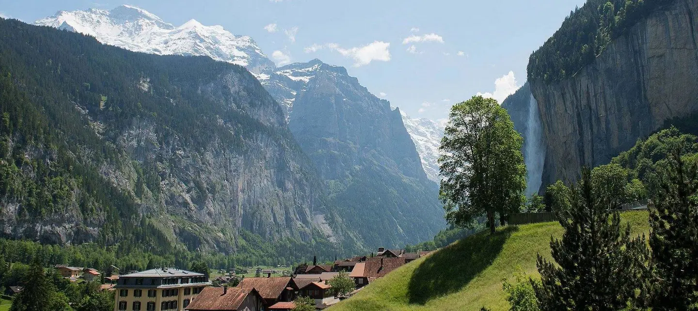 Hotel Silberhorn LANDSCAPE