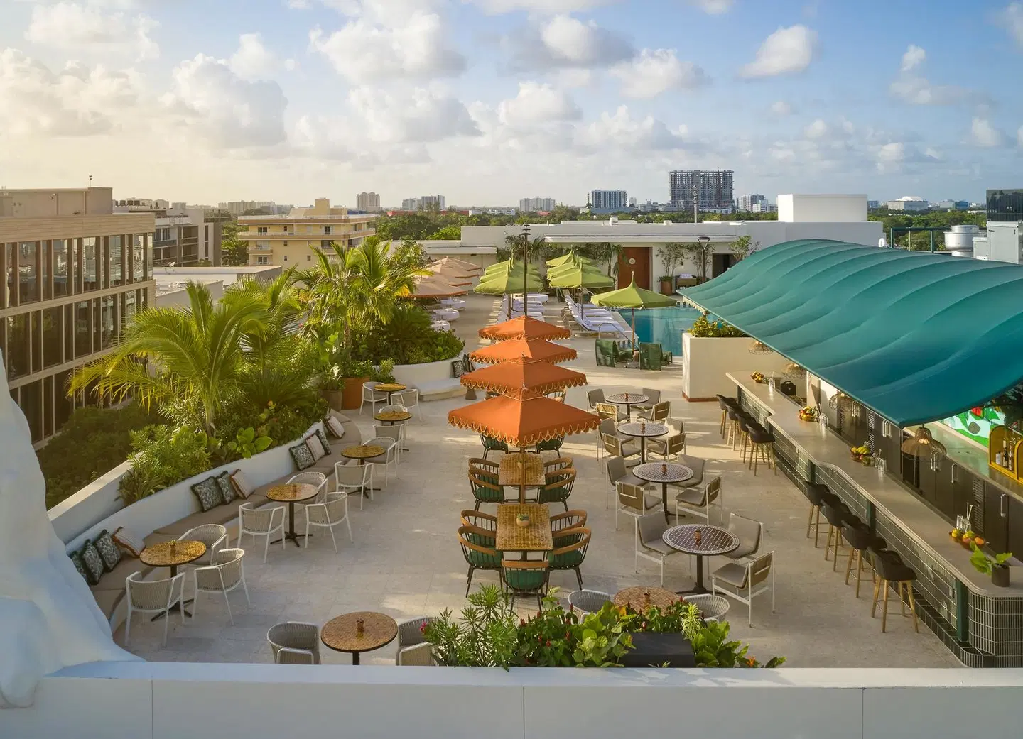 Mayfair Hotel and Spa EXTERIOR