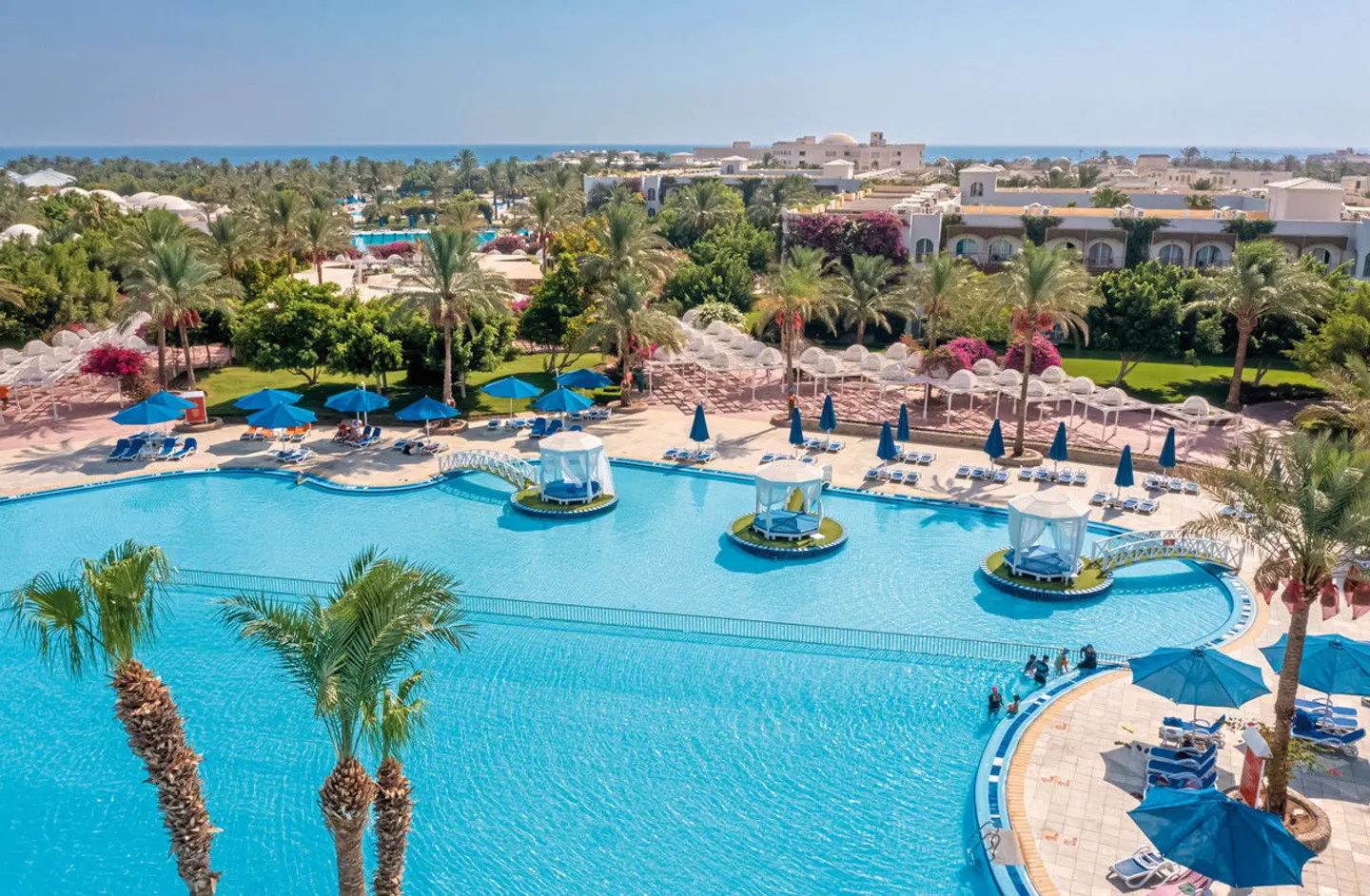 Desert Rose OUTDOOR_POOL