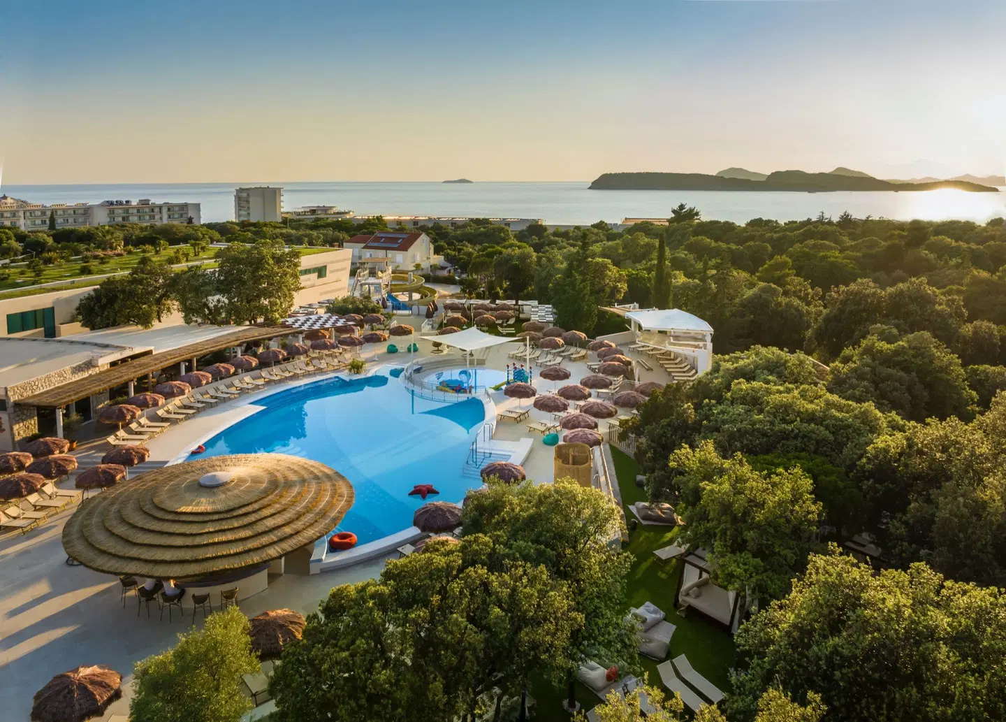 Valamar Tirena Hotel OUTDOOR_POOL