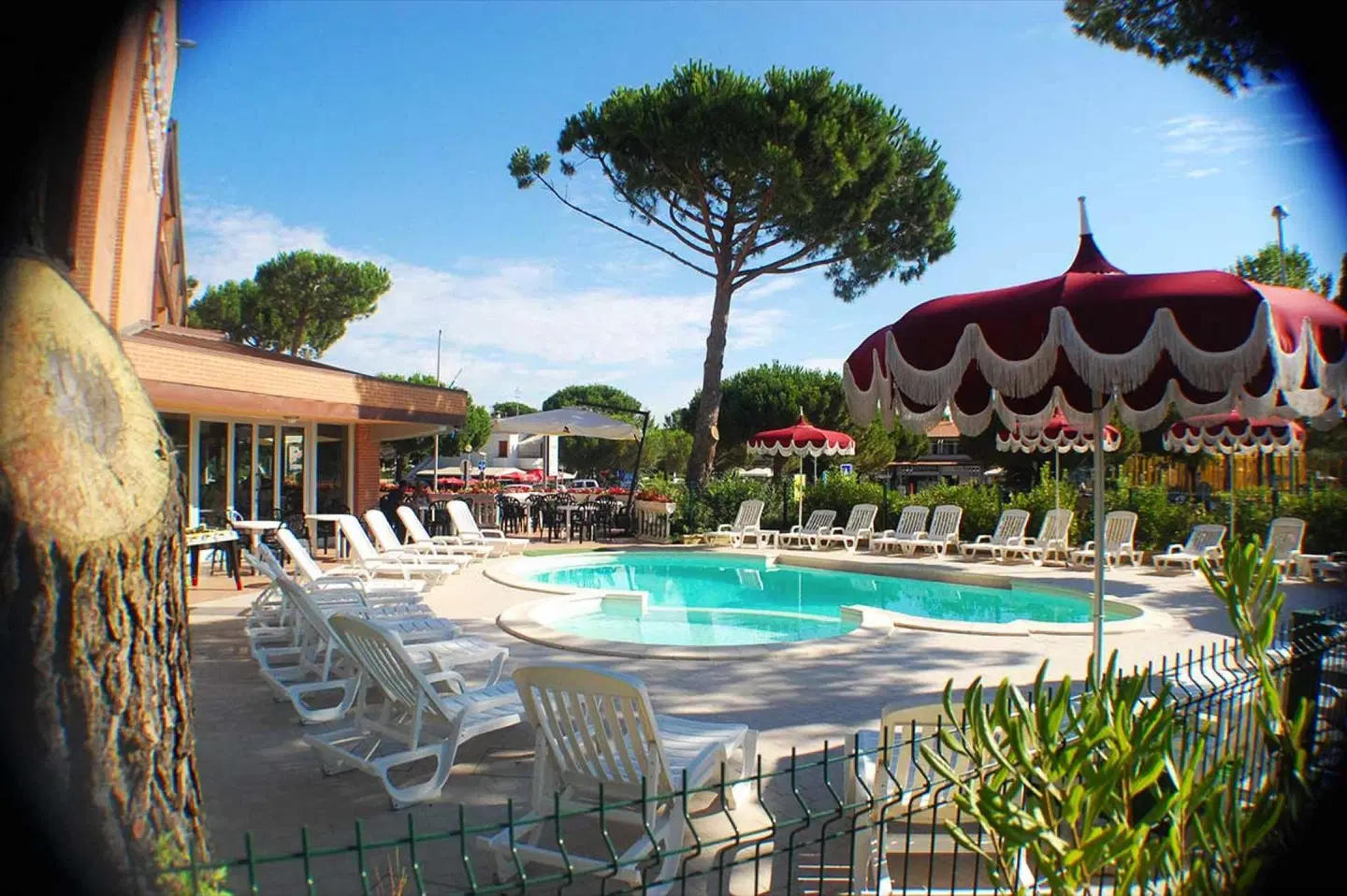 Riva dei Cavalleggeri OUTDOOR_POOL