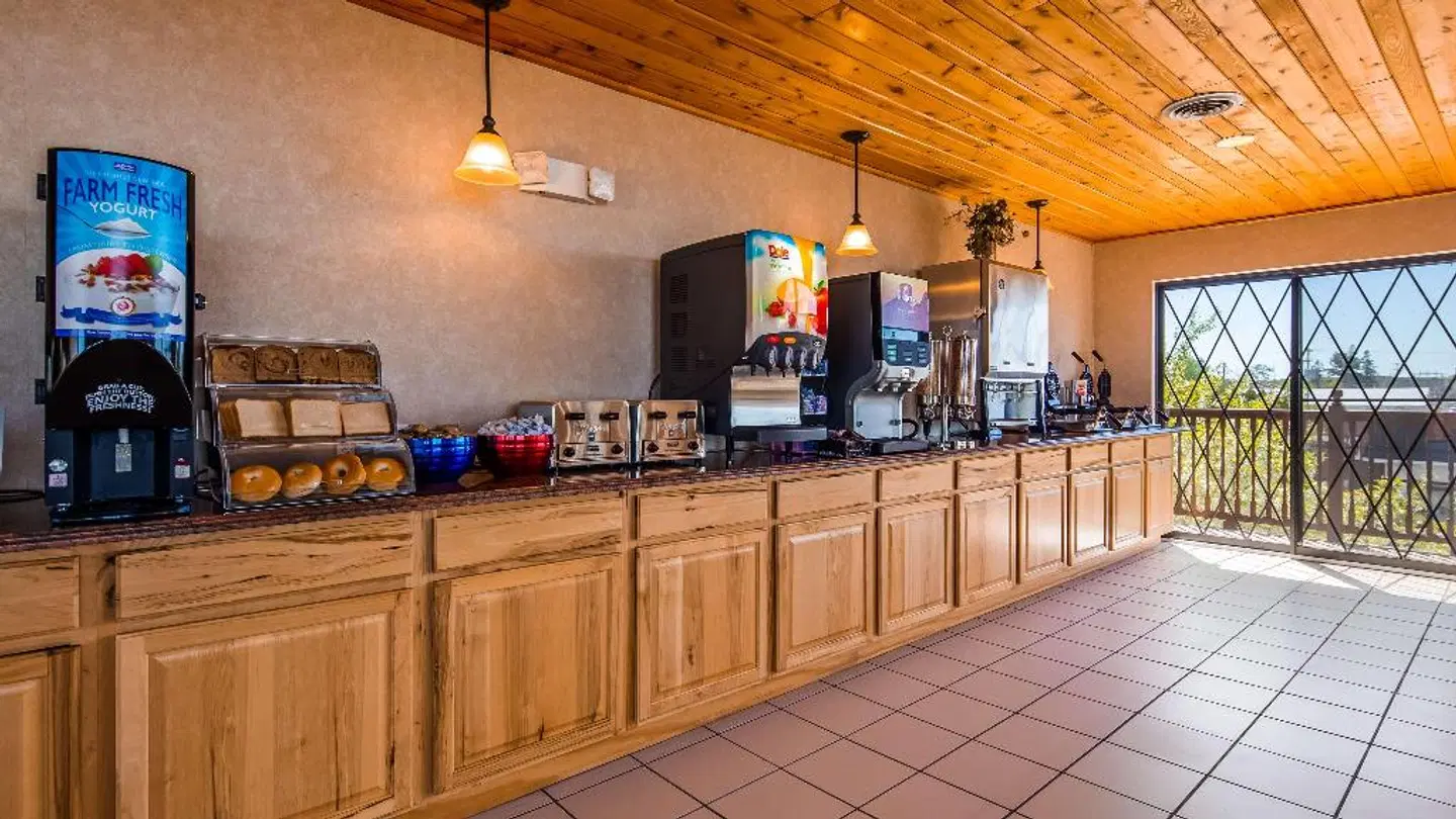 Best Western Plus Dockside Waterfront Inn LOUNGE_LOBBY