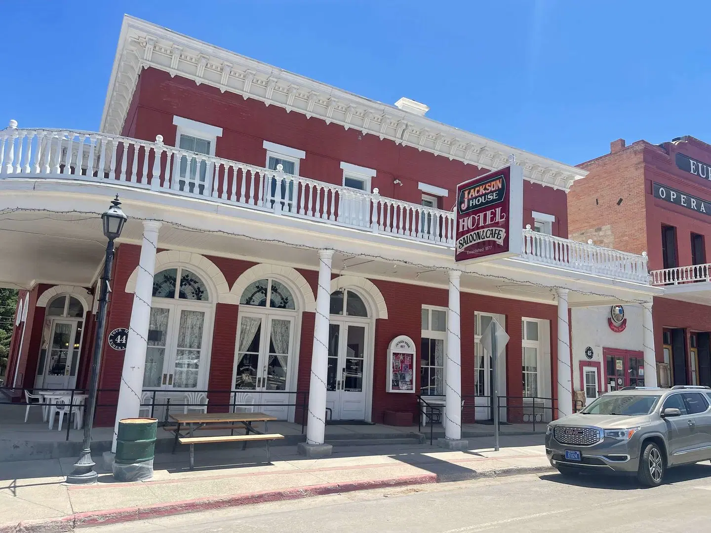 SureStay Hotel by Best Western Eureka EXTERIOR