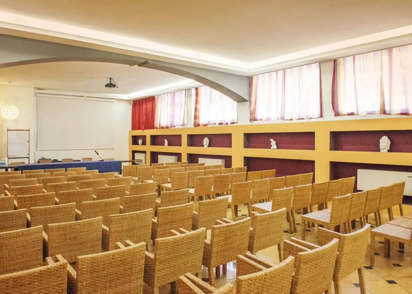 Antares Sport Beauty & Wellness CONFERENCE