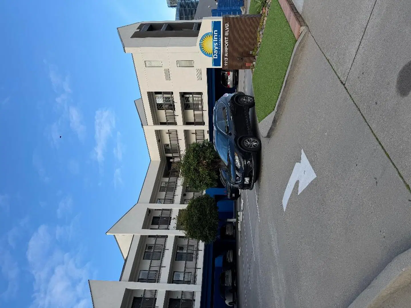 Days Inn by Wyndham San Francisco S/Oyster Point Airport EXTERIOR