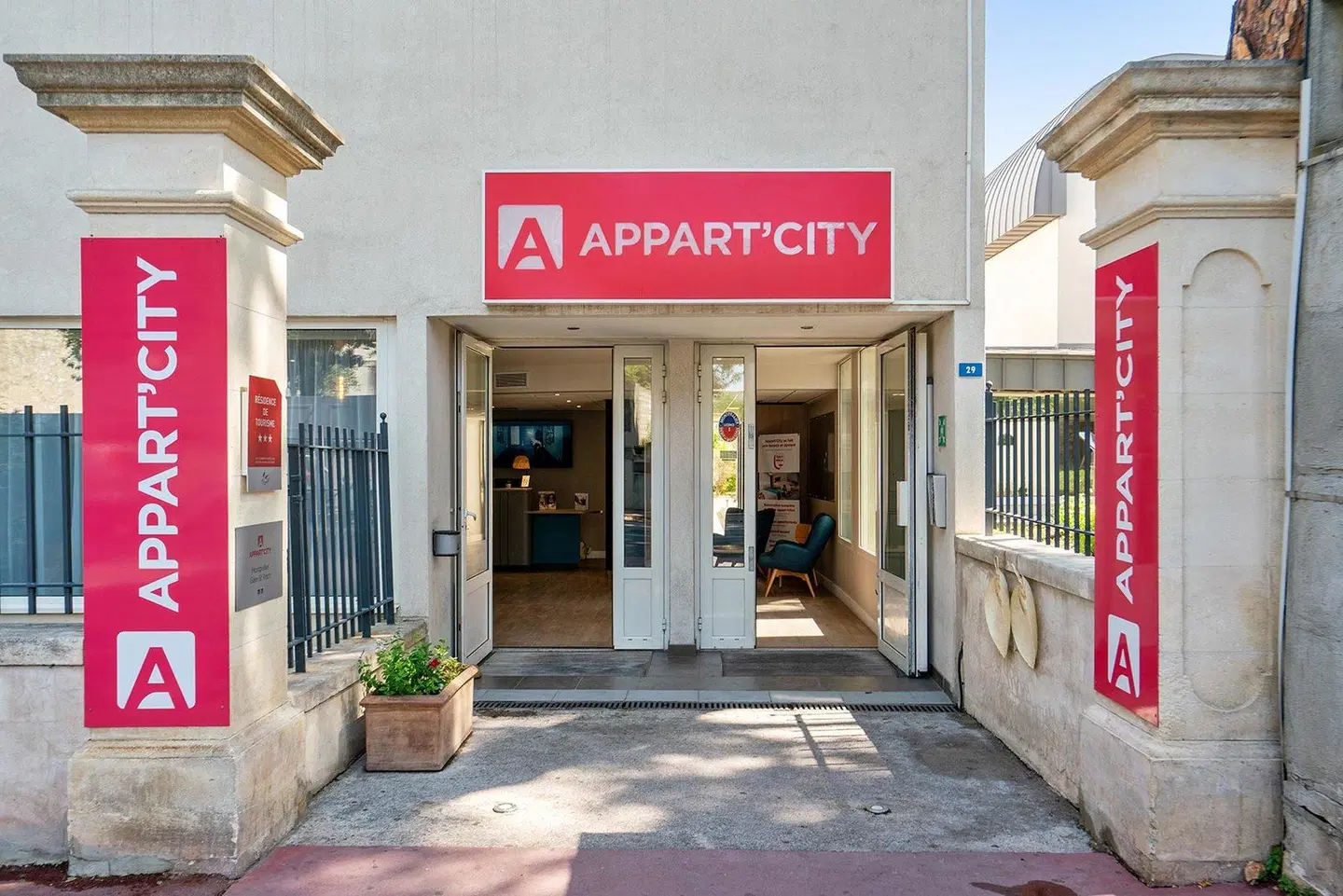 Appart'City Montpellier - Saint Roch EXTERIOR