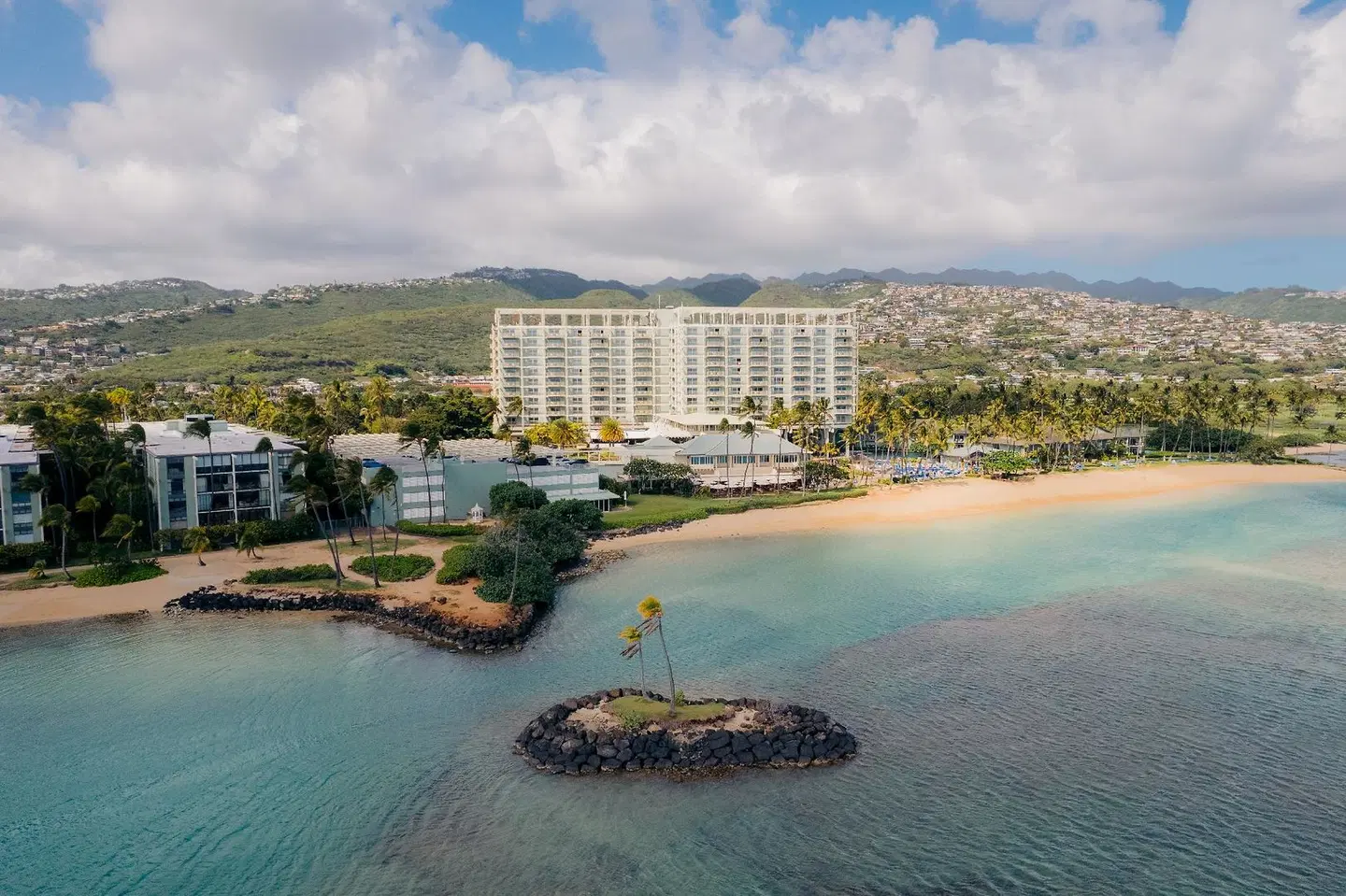 The Kahala Hotel and Resort EXTERIOR