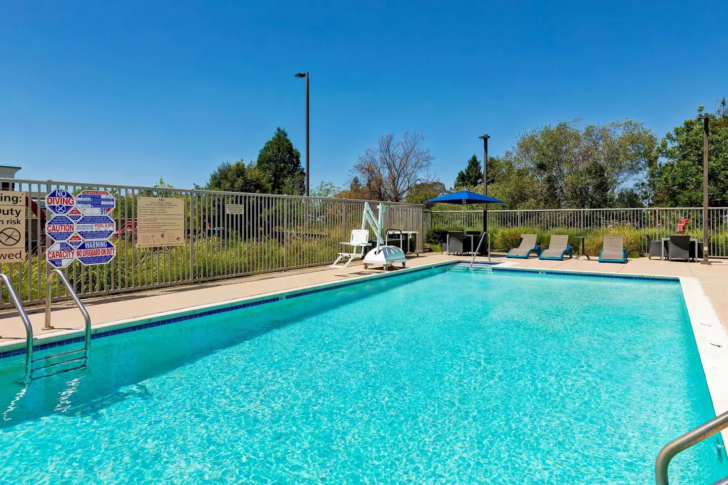 Hampton Inn & Suites Rohnert Park - Sonoma County OUTDOOR_POOL