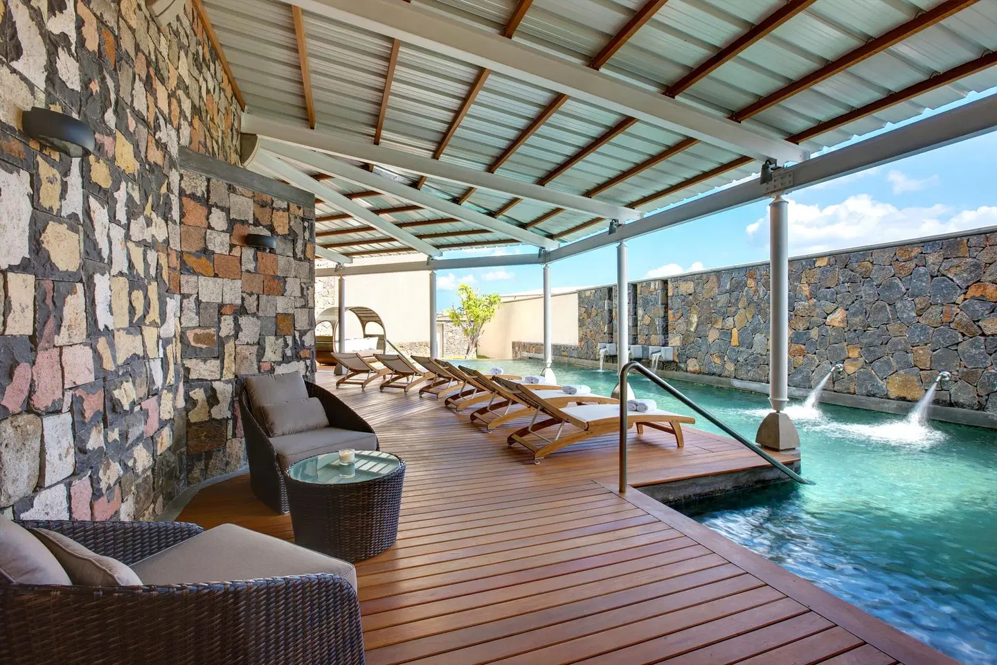 Labourdonnais Waterfront Hotel OUTDOOR_POOL