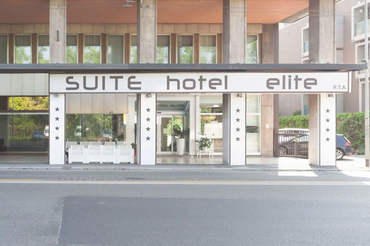Suite Hotel Elite EXTERIOR