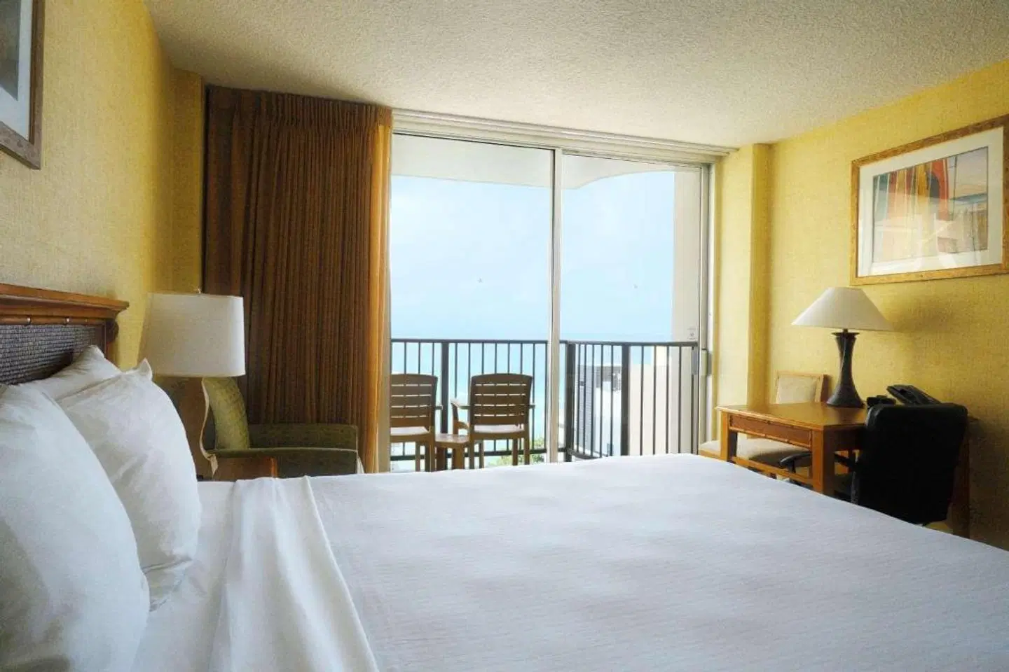 Waikiki Resort Hotel ROOM_EXAMPLE