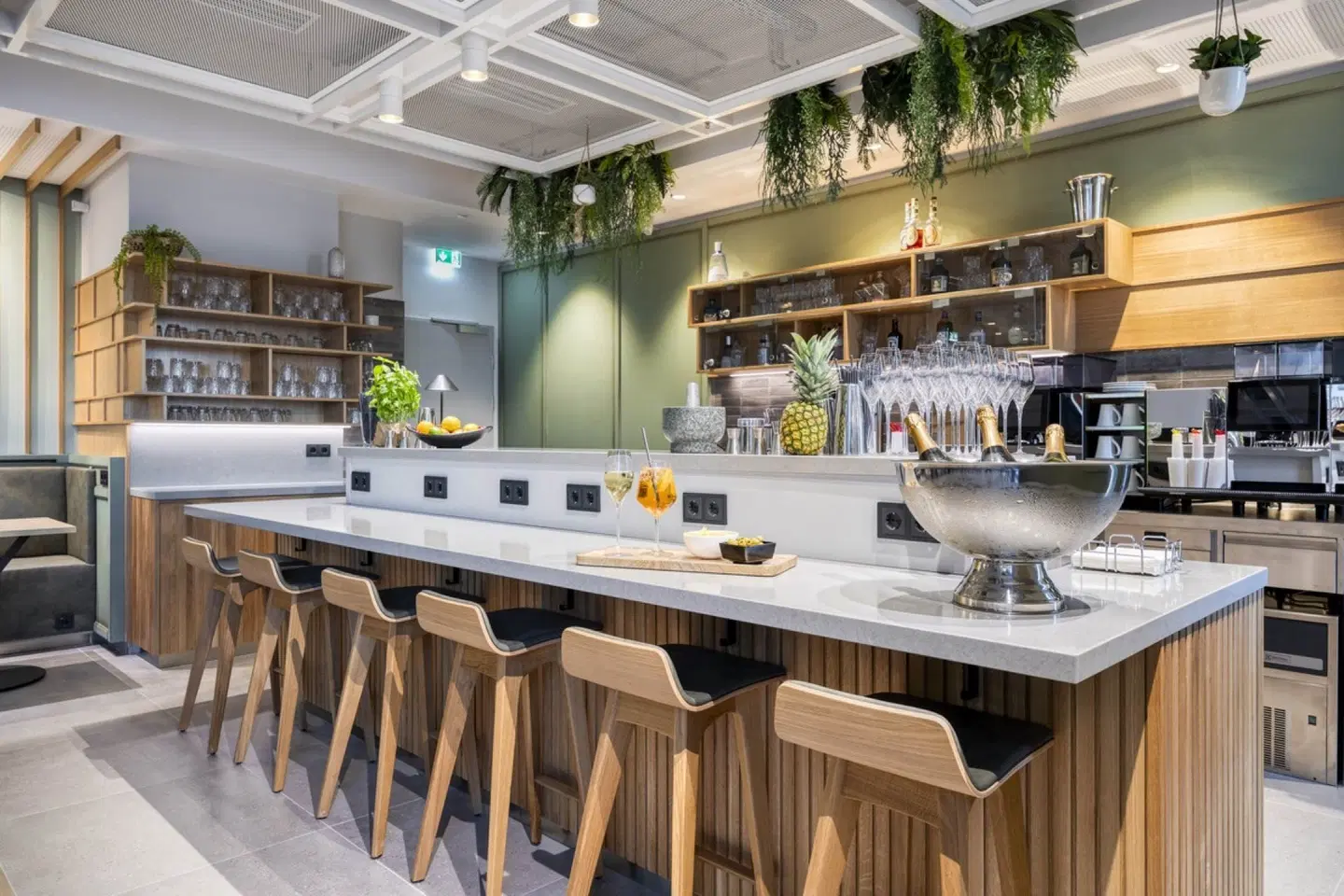 Citadines Danube Vienna Bar