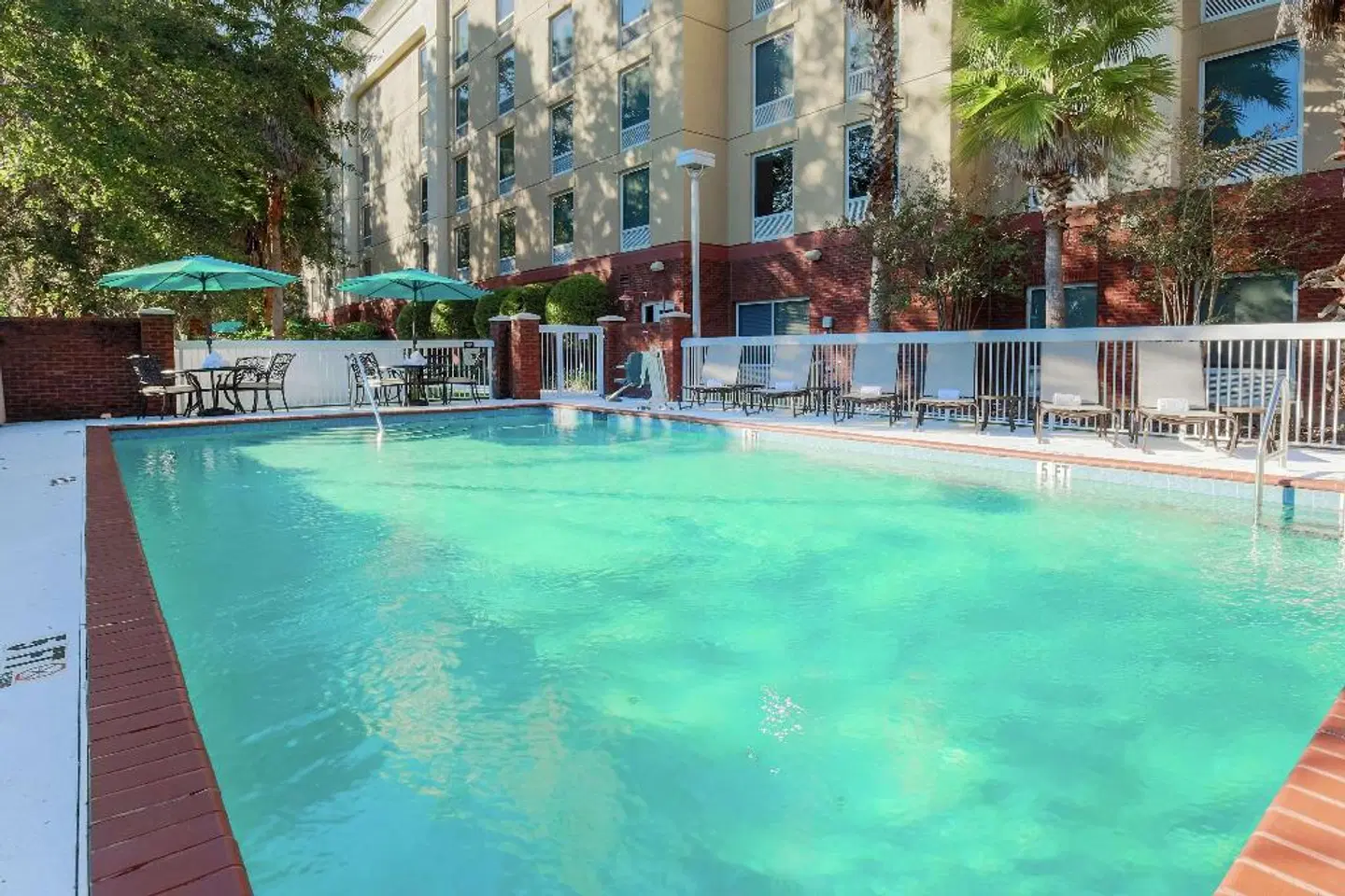 Hampton Inn & Suites Tallahassee I-10-Thomasville Road OUTDOOR_POOL