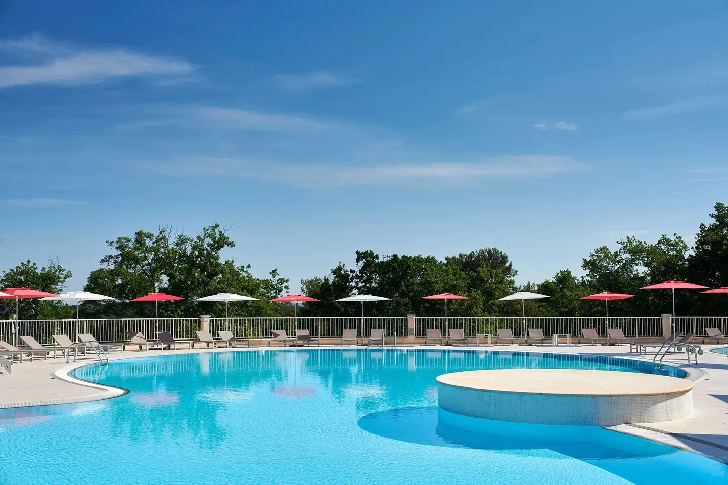 Apartments Bellevue Plava Laguna OUTDOOR_POOL