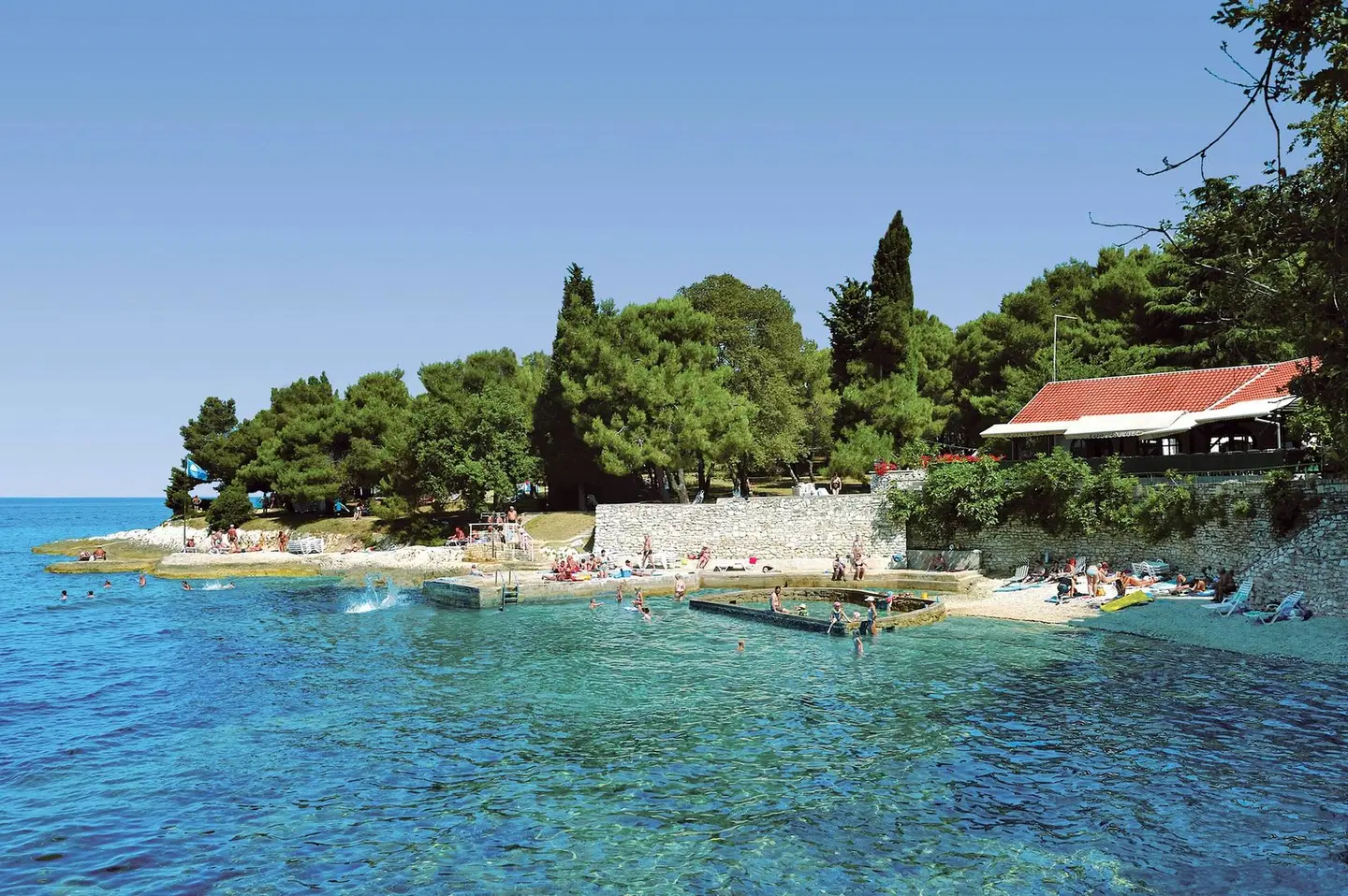 Apartments Bellevue Plava Laguna BEACH