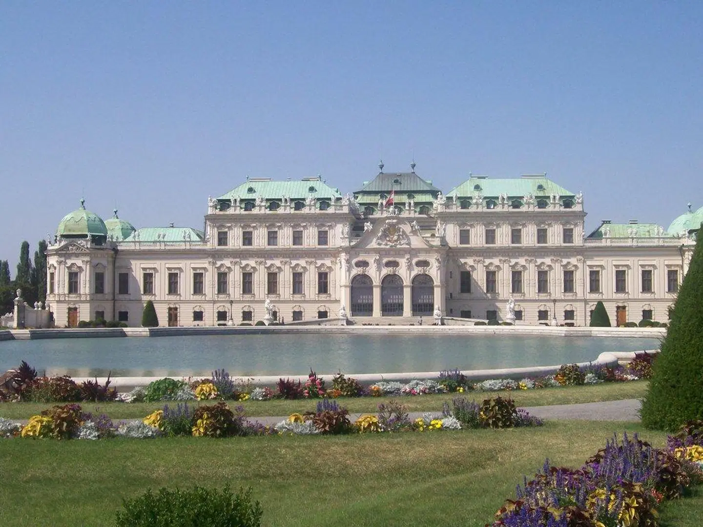 Eurostars Embassy EXTERIOR