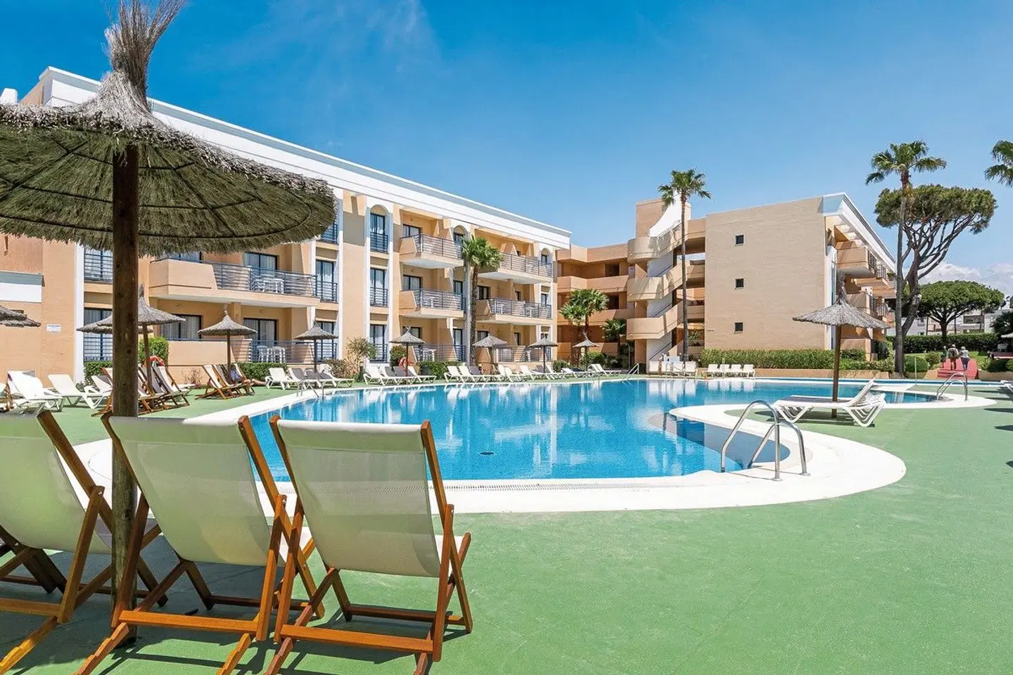 SOL Sancti Petri OUTDOOR_POOL