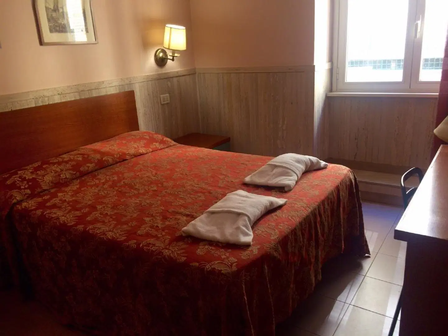 Pyramid ROOM_EXAMPLE