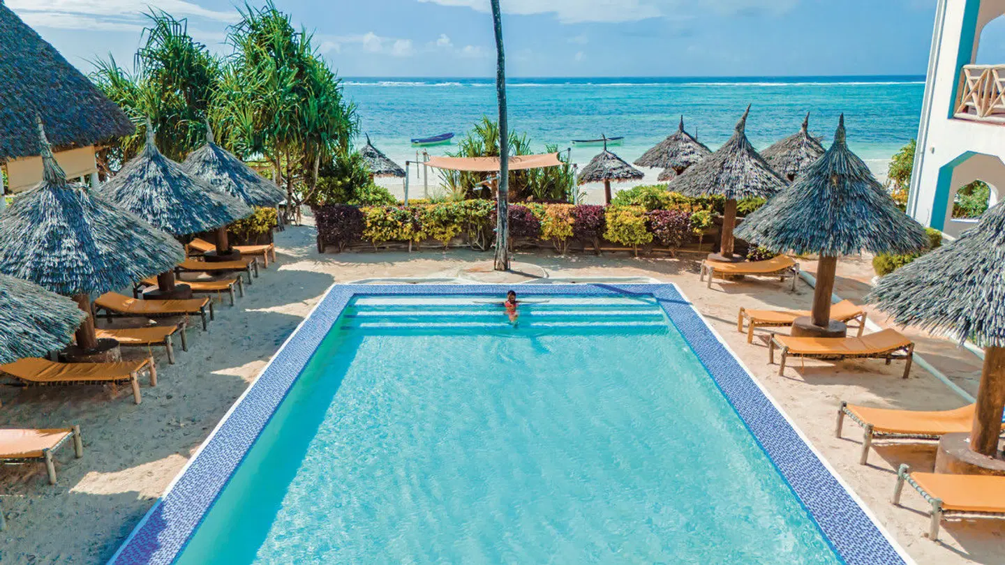 AHG Sun Bay Mlilile Beach OUTDOOR_POOL